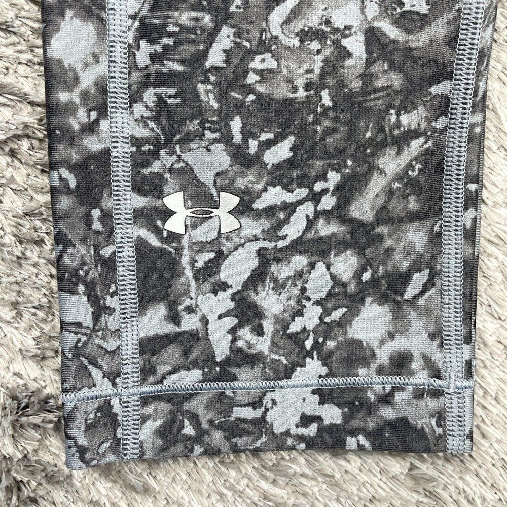 Under Armour Compression Capri Legging Gray Print - Picture 7 of 7